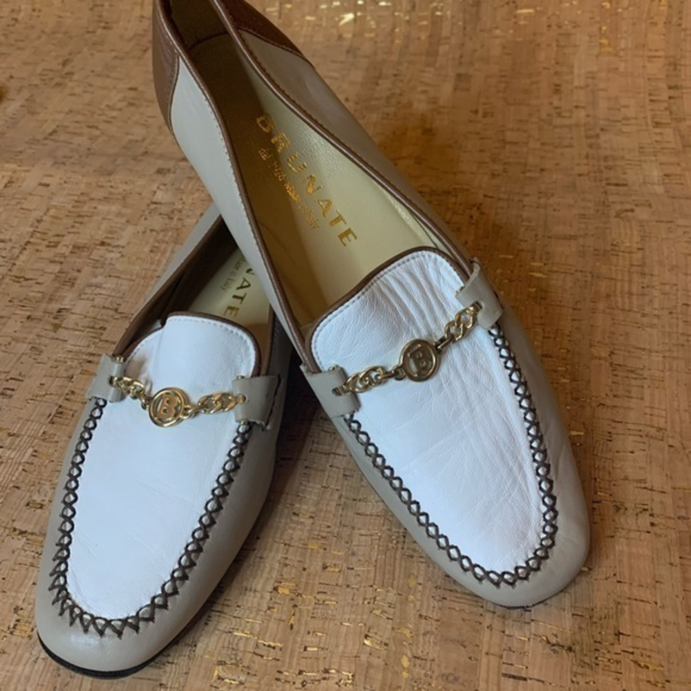 Brunate tan, black & white Loafer Size 7.5‎